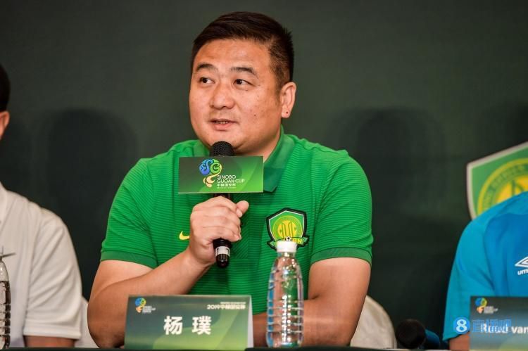 男的舔女的下面视频